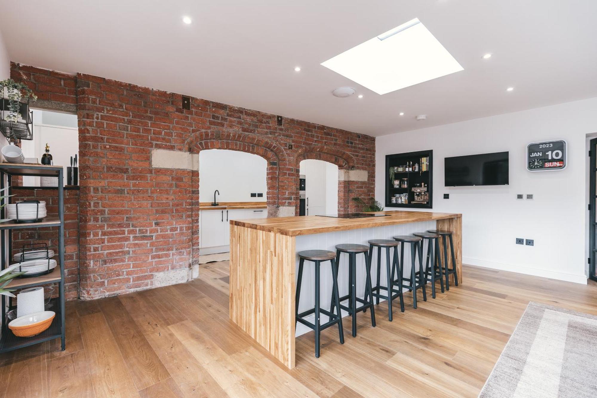 House With A Cinema And Games Room, Sleeps 17 Shrewsbury Esterno foto